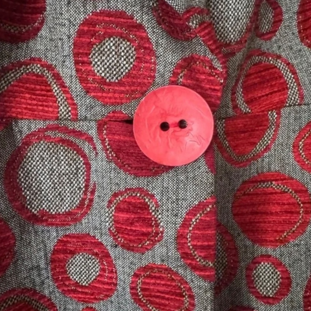 3 Sisters Geometric Pattern Jacket - image 7